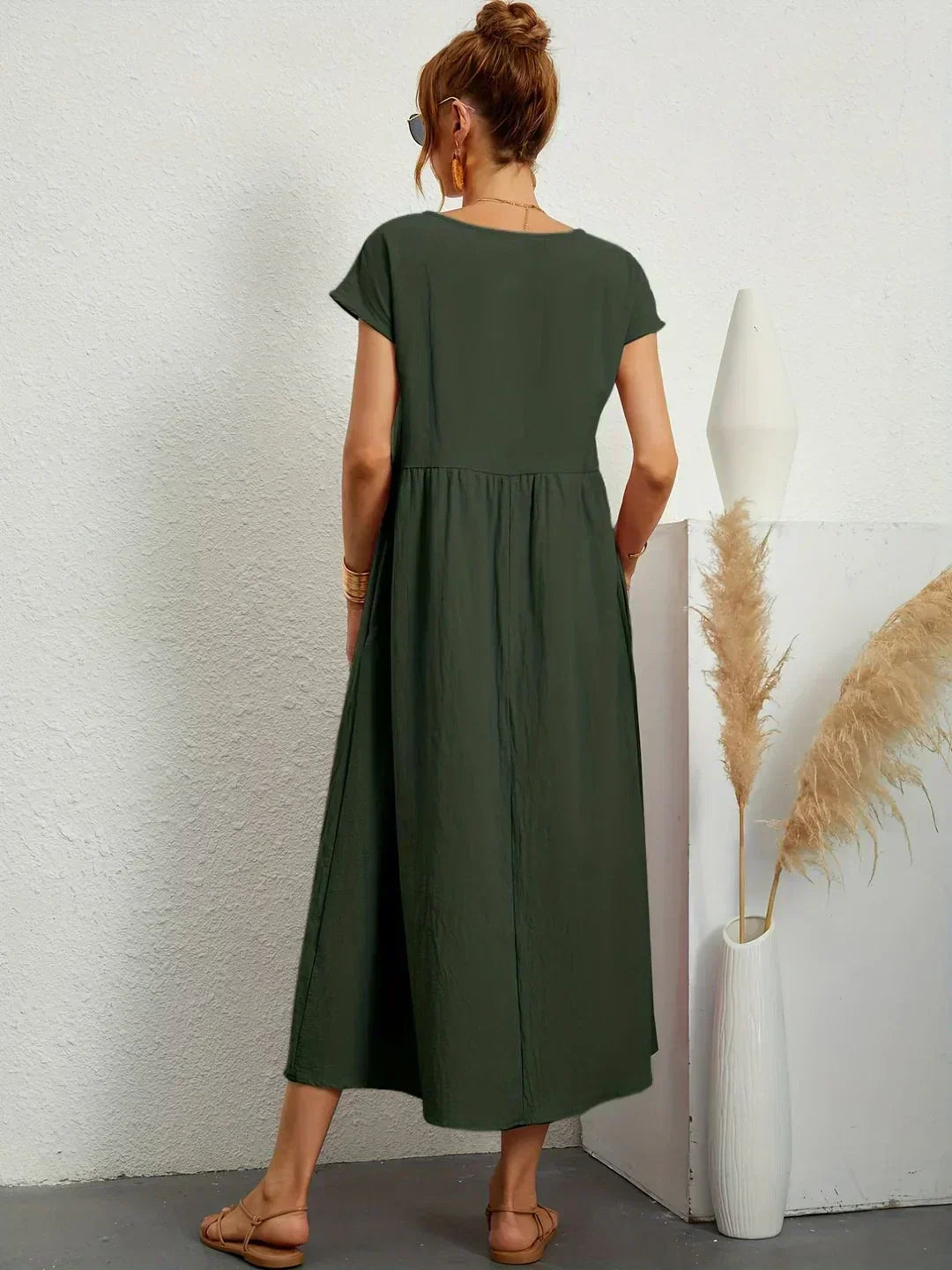Gabrielle — Flowing Midi Dress with Timeless Elegance